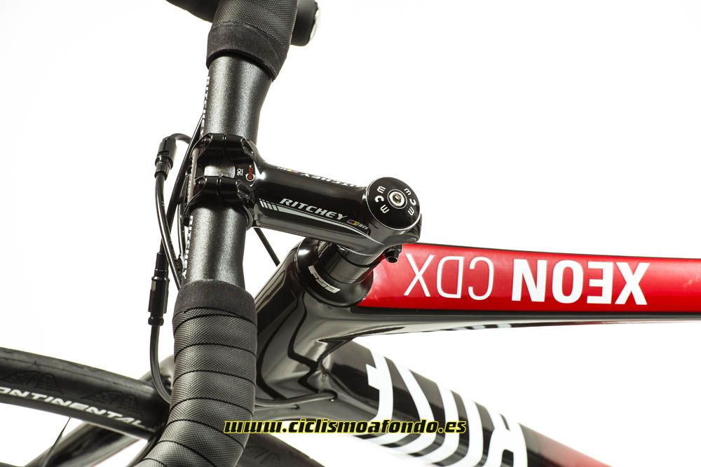 Prueba: Roxe Xeon CDX-4000