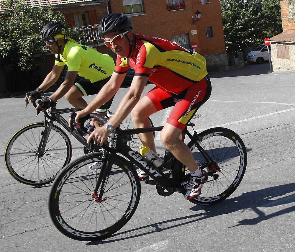 I Marcha Cicloturista Pedalea contra el cáncer
