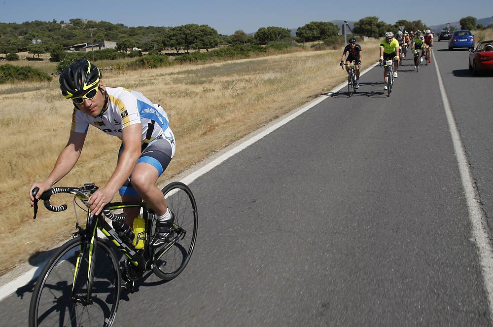 I Marcha Cicloturista Pedalea contra el cáncer
