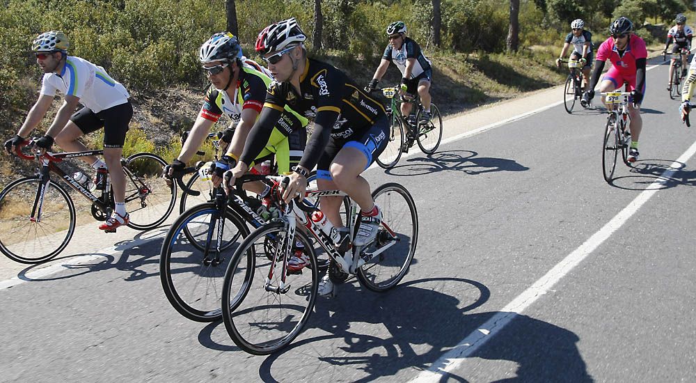 I Marcha Cicloturista Pedalea contra el cáncer