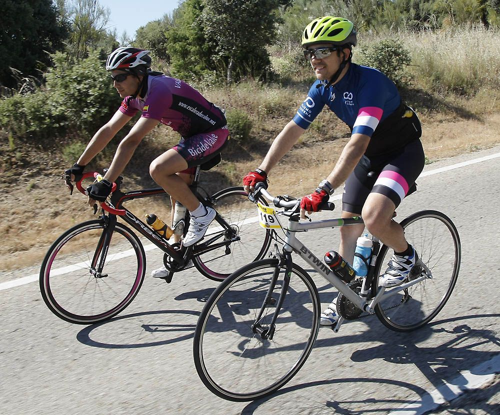 I Marcha Cicloturista Pedalea contra el cáncer