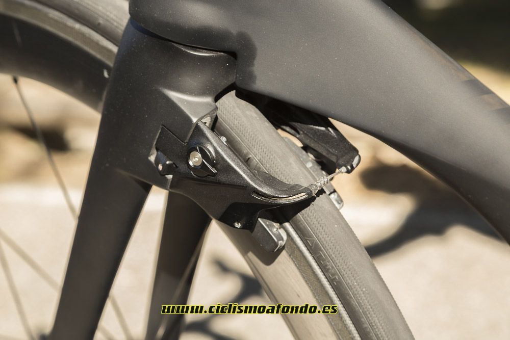 Comparativa: Trek Madone 9.5 vs Specialized Venge Pro ViAS