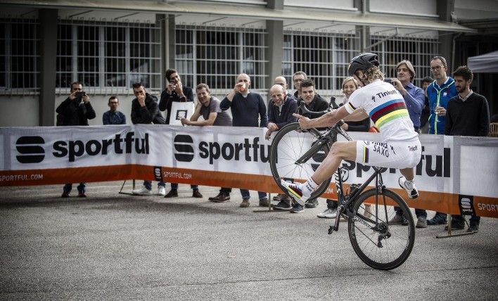 El espectáculo de Sagan y Brumotti