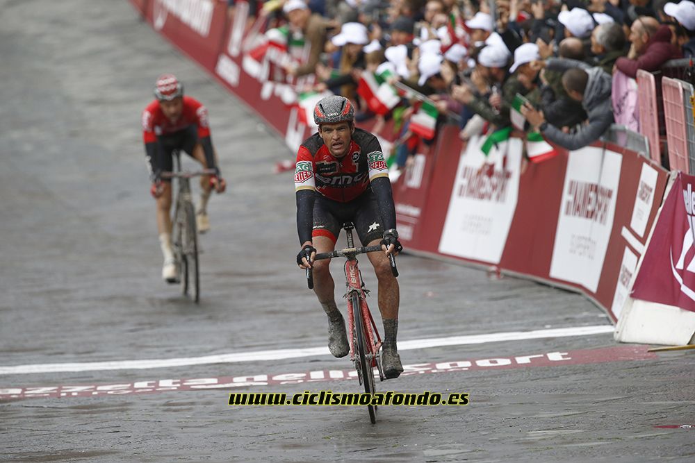 Las mejores fotografías de la Strade Bianche 2017