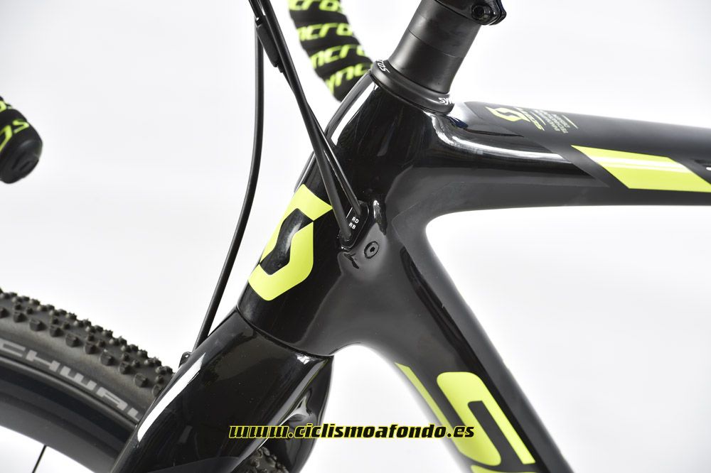 Prueba: Scott Addict CX 10