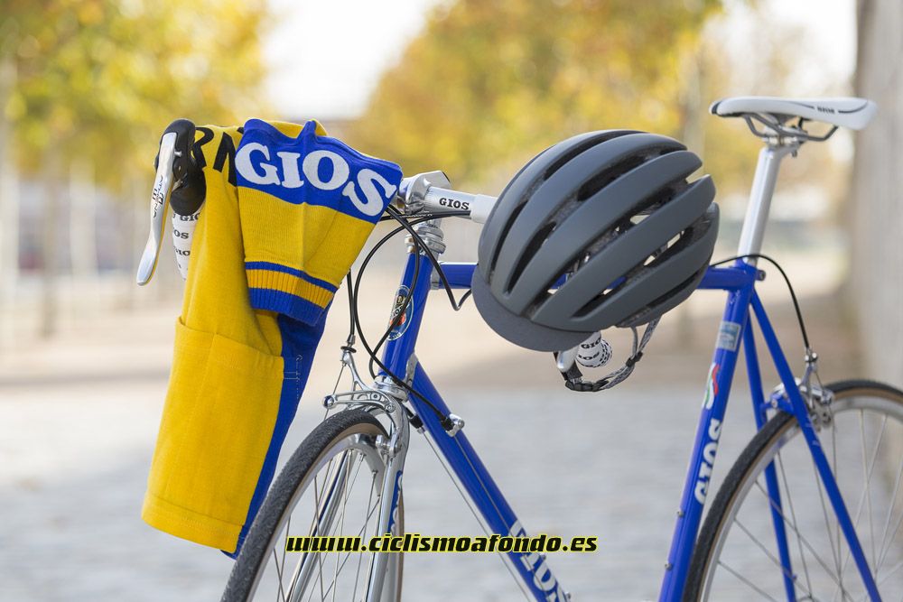 Test: Bicis Clásicas (De Rosa Nuovo Clásico y Gios Compact Pro)