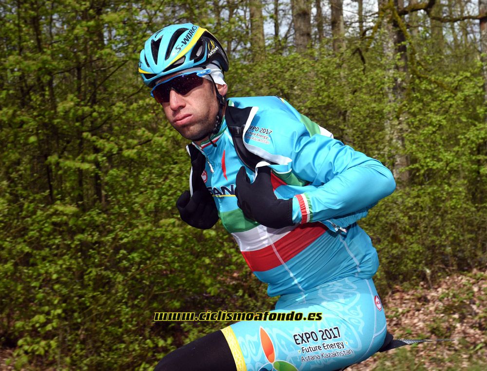 Los 25 momentos de Vincenzo Nibali en 2016