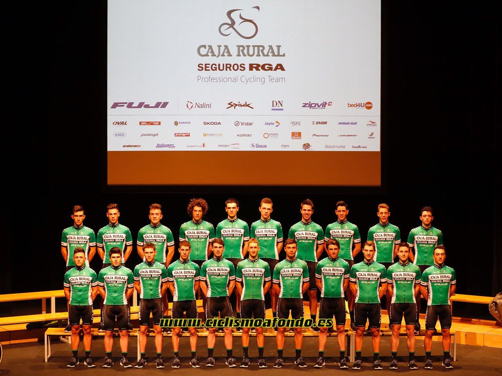 Presentación del proyecto ciclista 2017 del Caja Rural-Seguros RGA