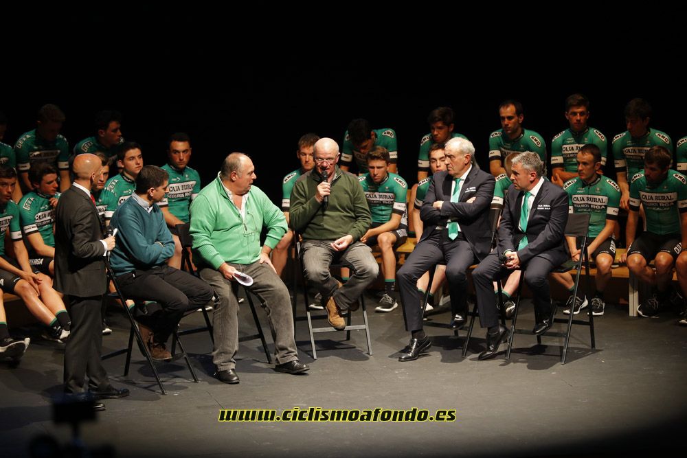 Presentación del proyecto ciclista 2017 del Caja Rural-Seguros RGA