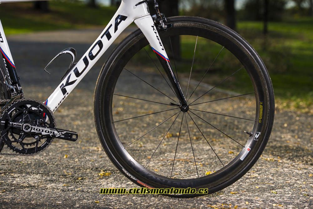 Prueba: Kuota Khan Androni