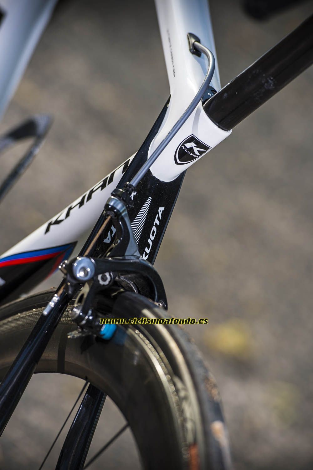 Prueba: Kuota Khan Androni