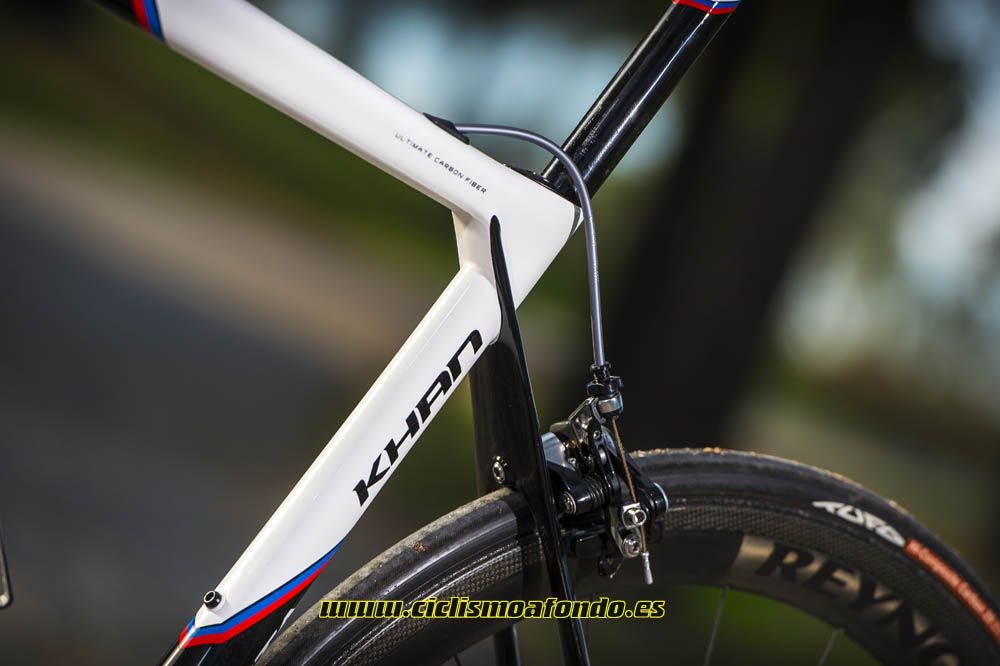 Prueba: Kuota Khan Androni