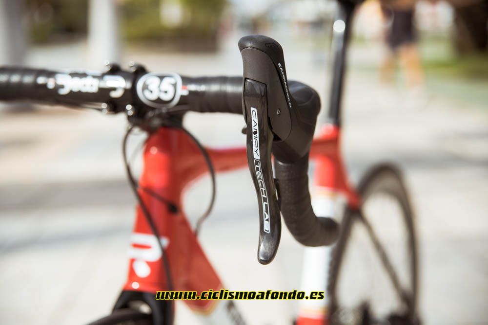 Presentación de los frenos de disco hidráulicos de Campagnolo