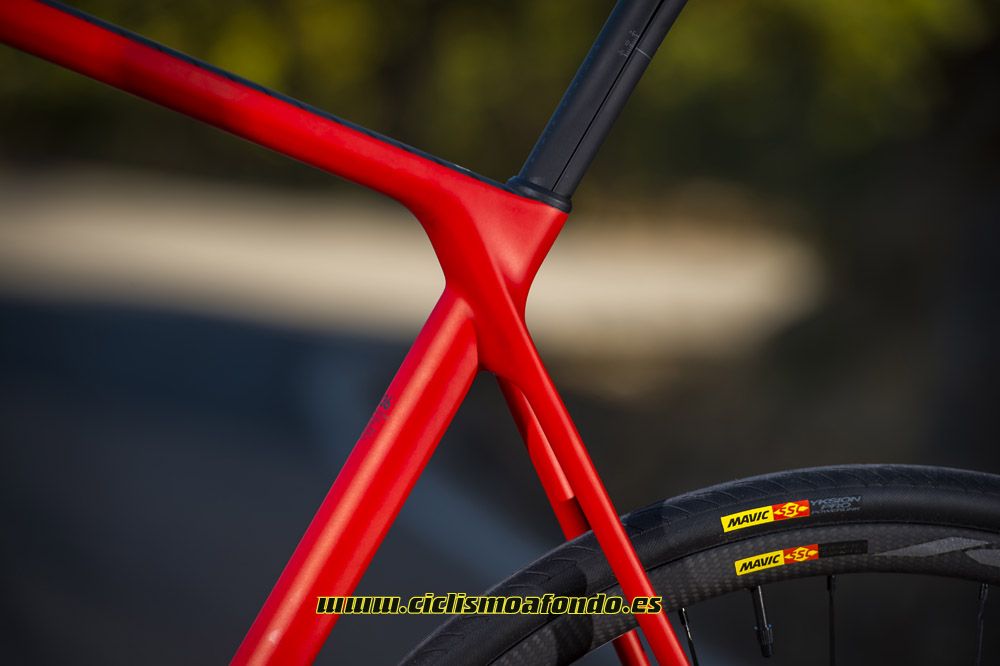 Prueba: Canyon Endurace CF SLX 9.0 SL