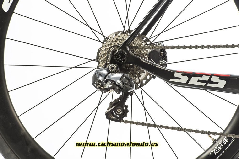Prueba: Eddy Merckx EM-525 Disc