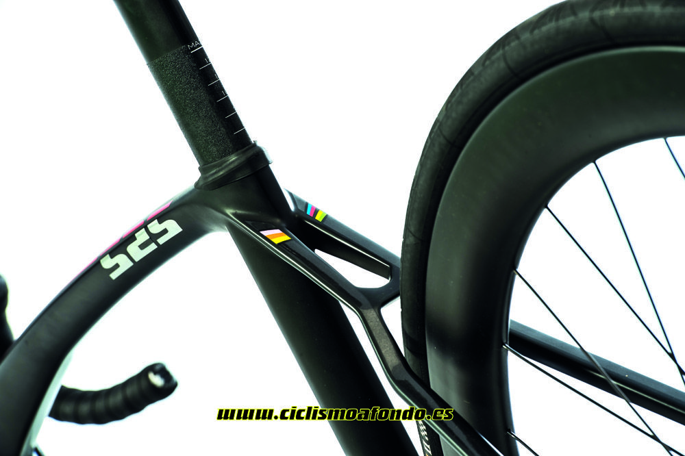 Prueba: Eddy Merckx EM-525 Disc