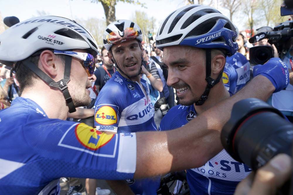 Las mejores imágenes de una Flecha Valona que consagra a Alaphilippe