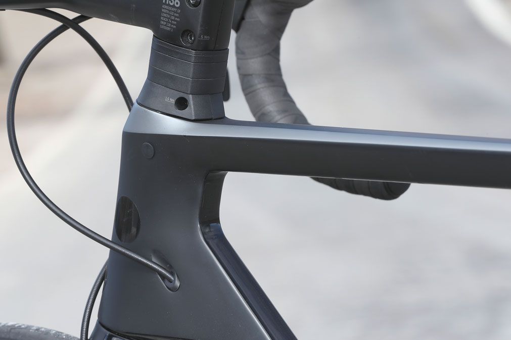 Canyon Aeroad CF SLX Disc 9.0 SL: velocidad en estado puro