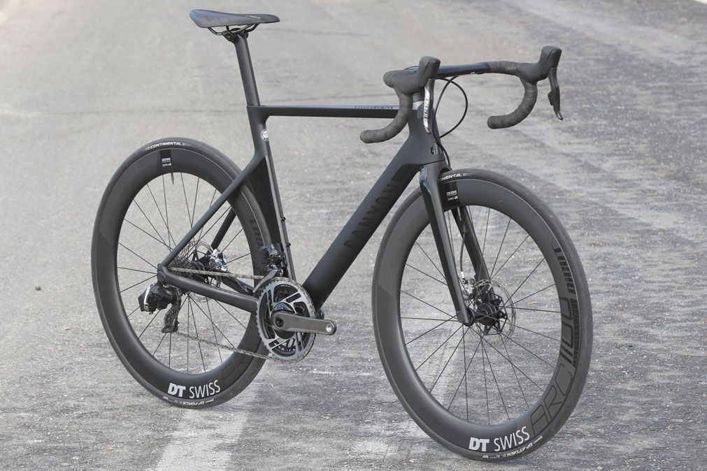 Canyon Aeroad CF SLX Disc 9.0 SL: velocidad en estado puro