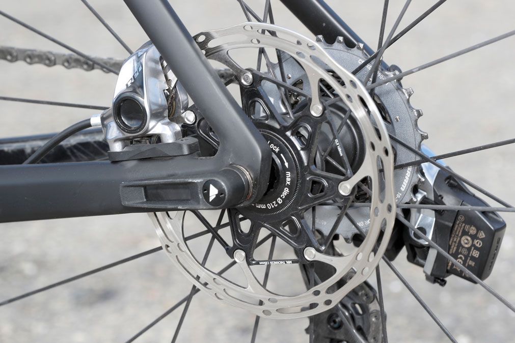 Canyon Aeroad CF SLX Disc 9.0 SL: velocidad en estado puro