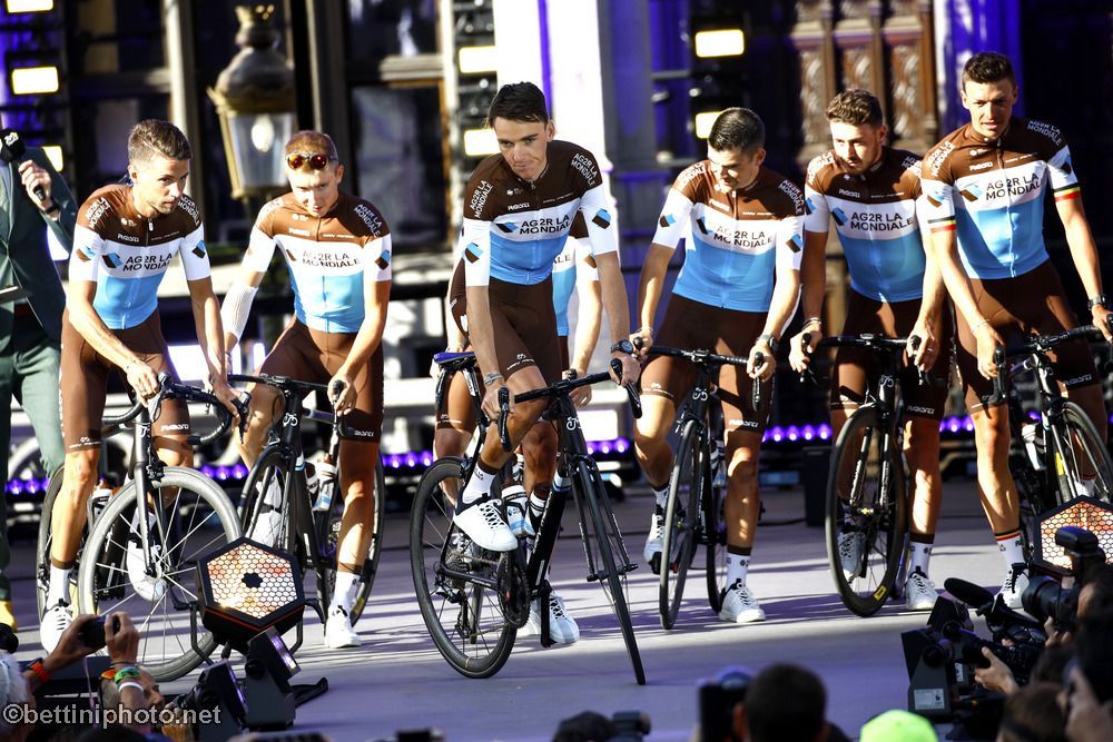 Tour: la presentación de los equipos en imágenes