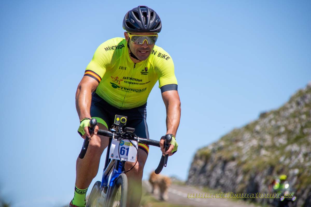 Clásica Cicloturista Angliru 2
