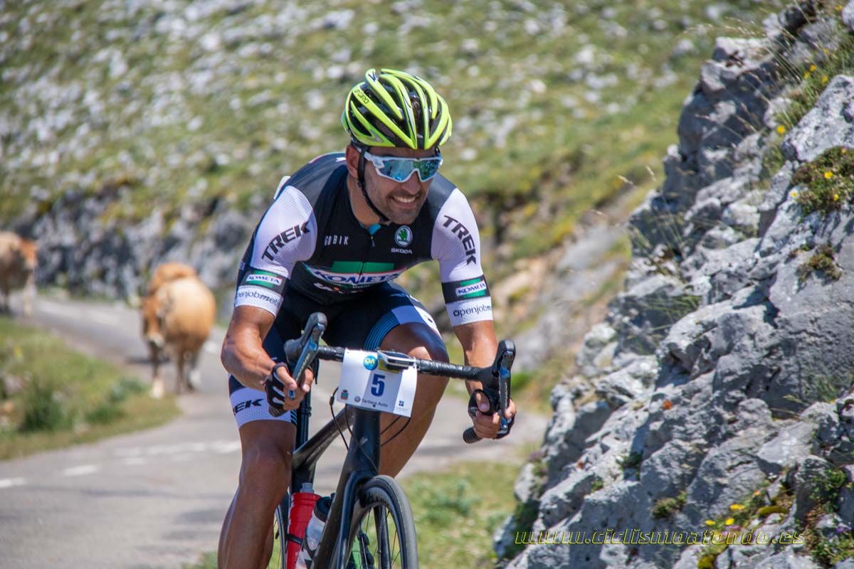 Clásica Cicloturista Angliru 2