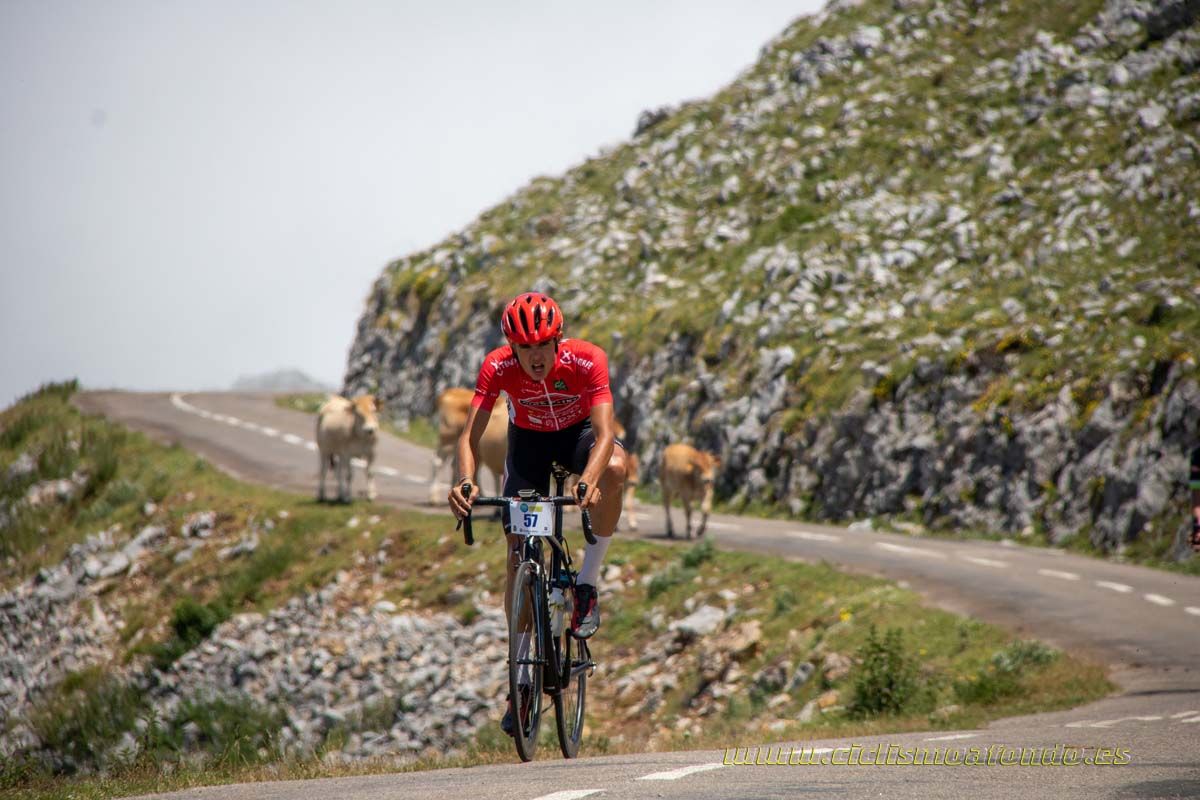 Clásica Cicloturista Angliru 2