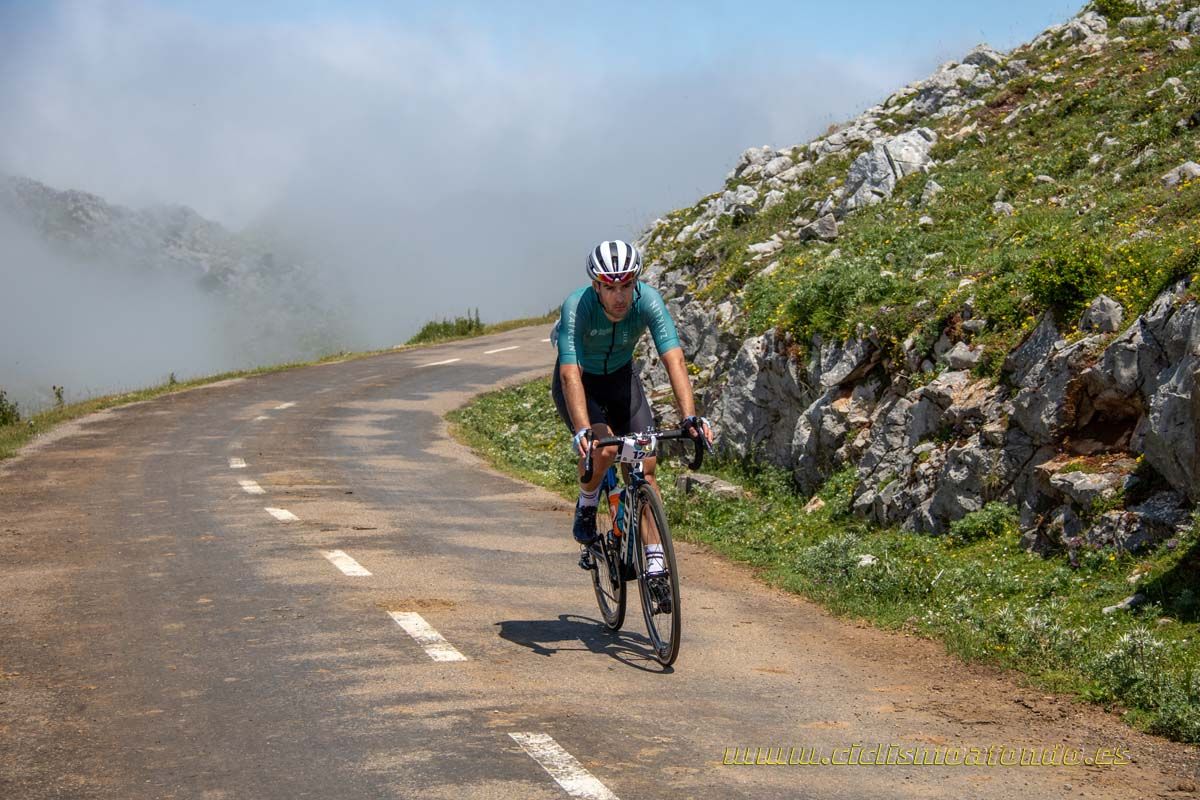 Clásica Cicloturista Angliru 2