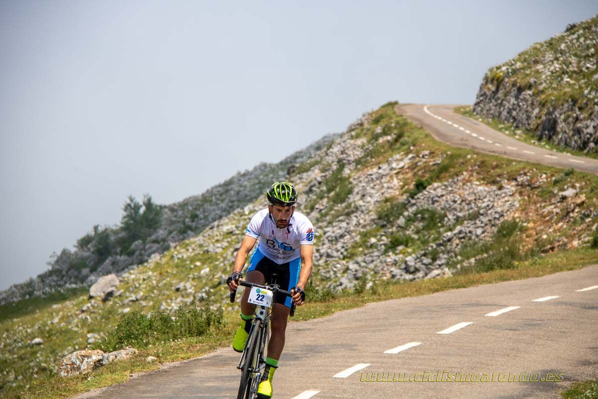 Clásica Cicloturista Angliru 4