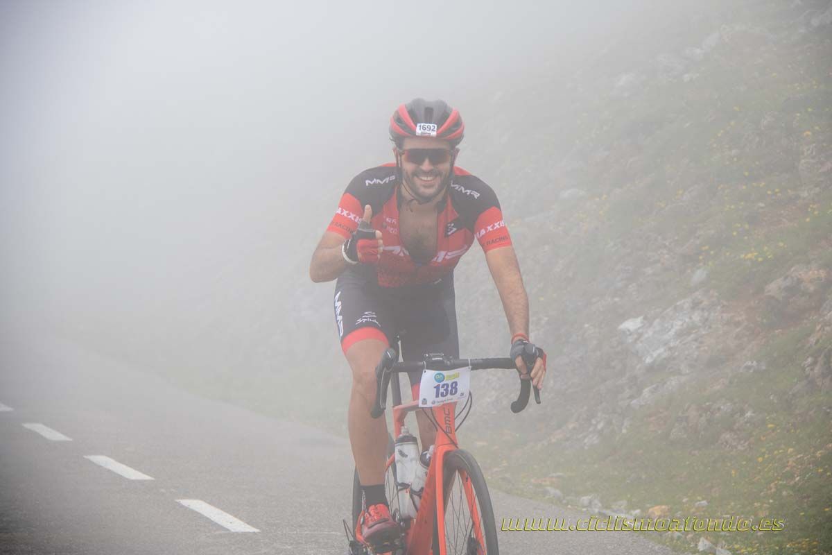 Clásica Cicloturista Angliru 4