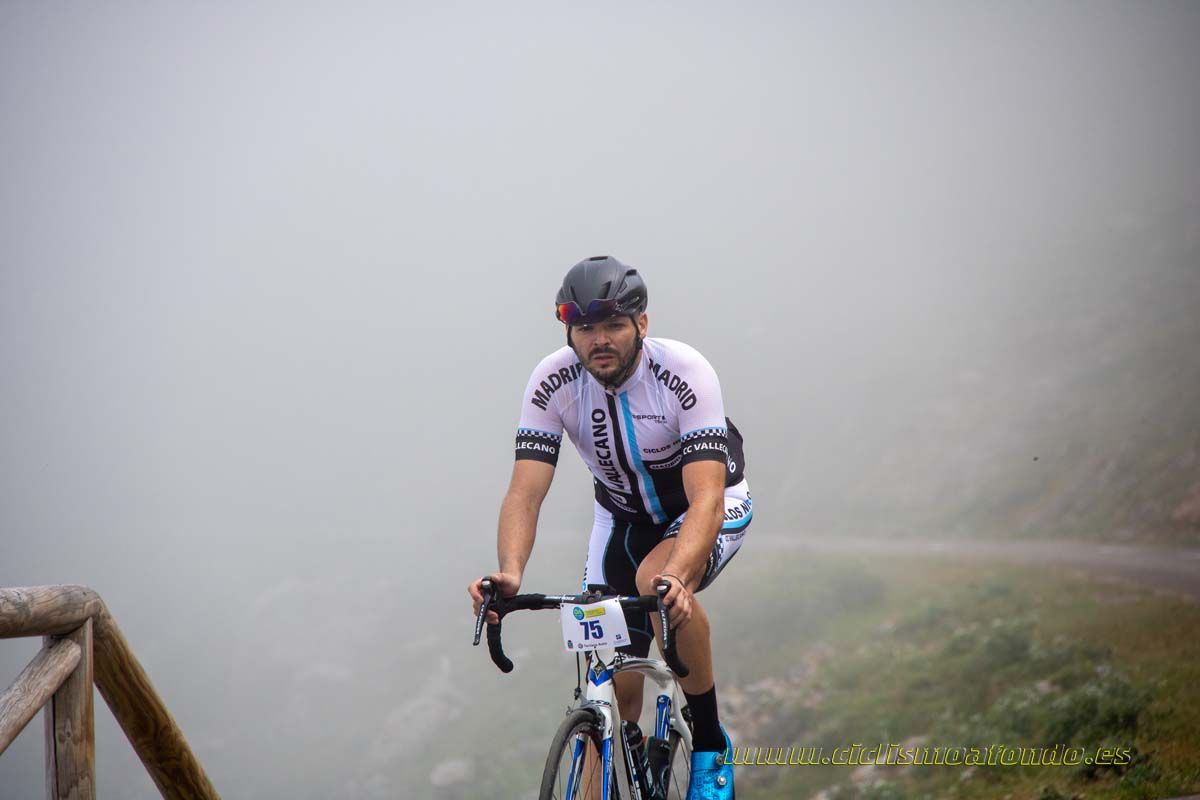 Clásica Cicloturista Angliru 4