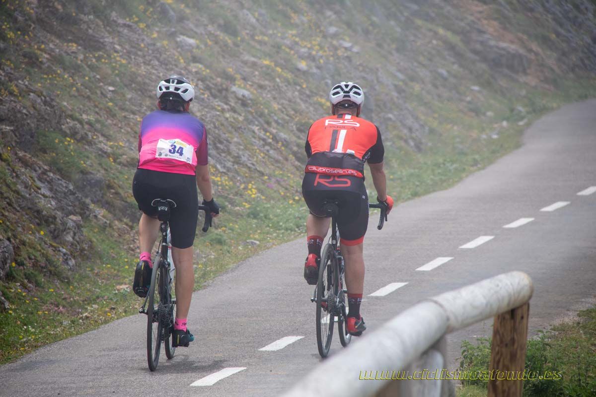 Clásica Cicloturista Angliru 4