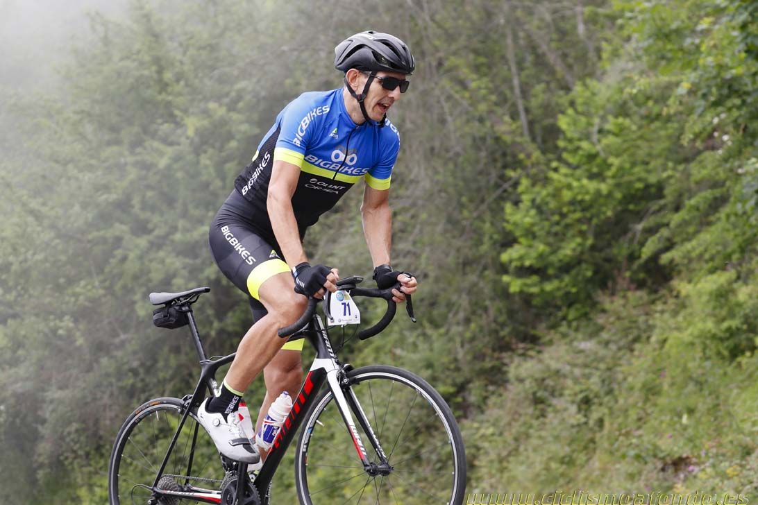 Clásica Cicloturista Angliru 7