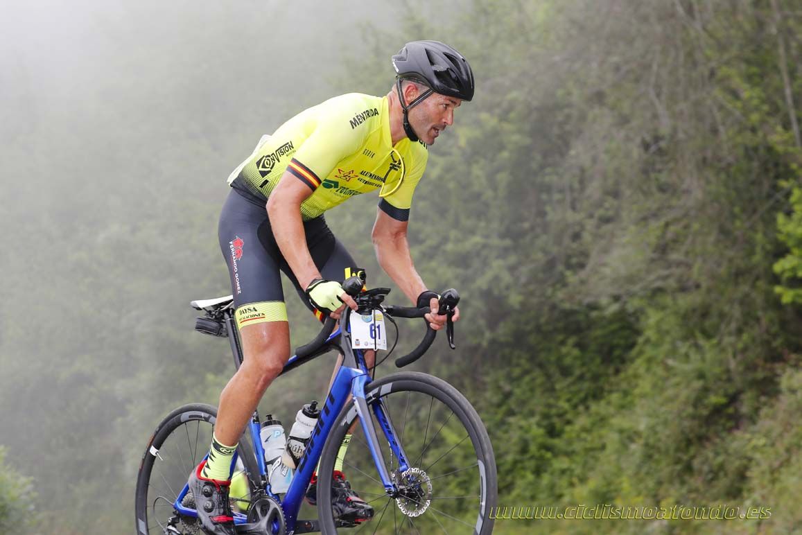 Clásica Cicloturista Angliru 7