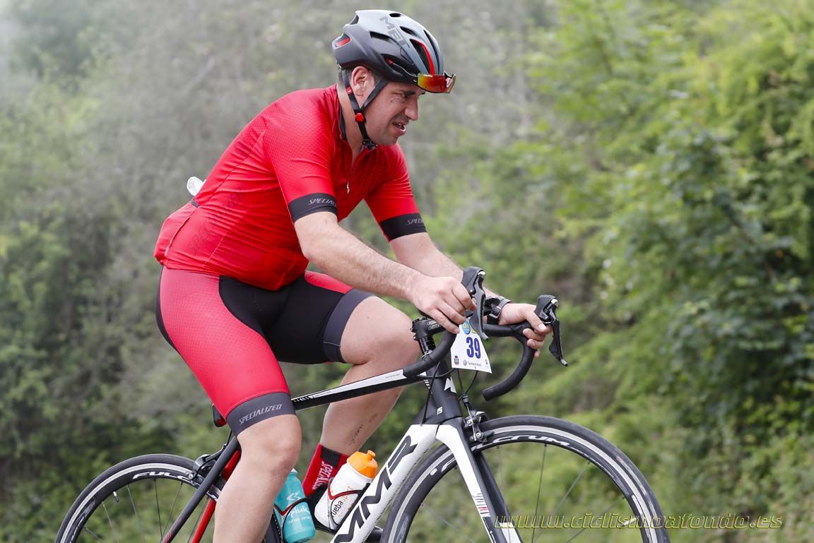 Clásica Cicloturista Angliru 10