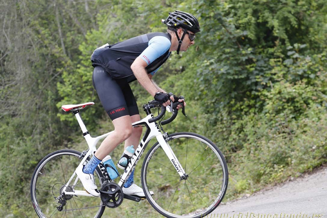 Clásica Cicloturista Angliru 10