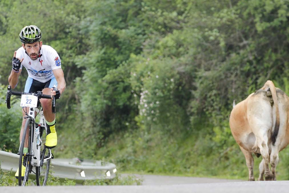 Clásica Cicloturista Angliru 9