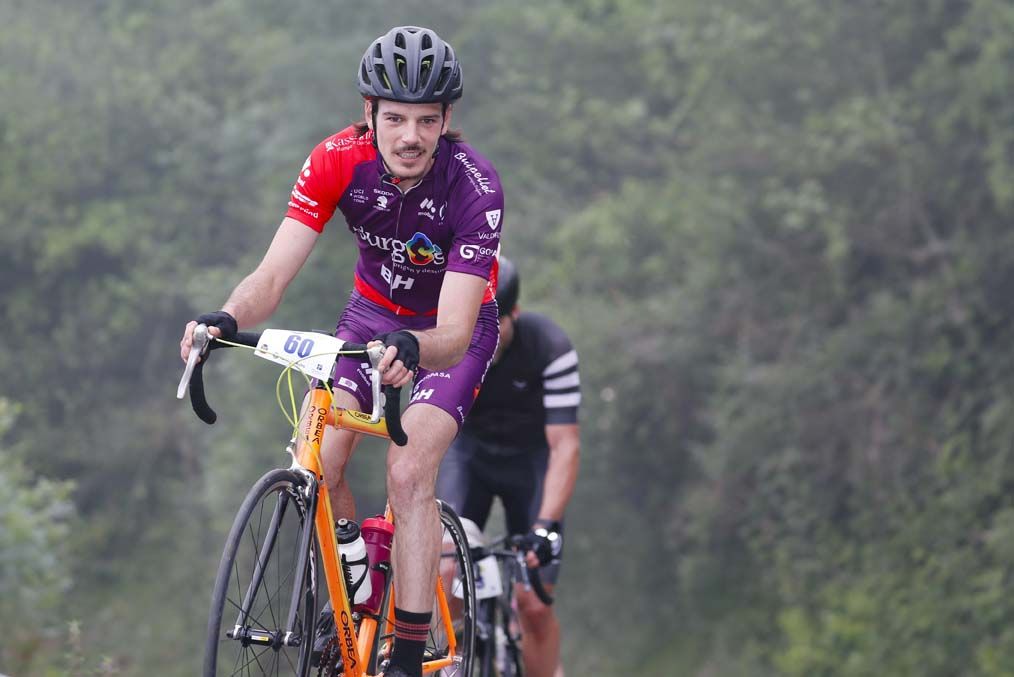 Clásica Cicloturista Angliru 11