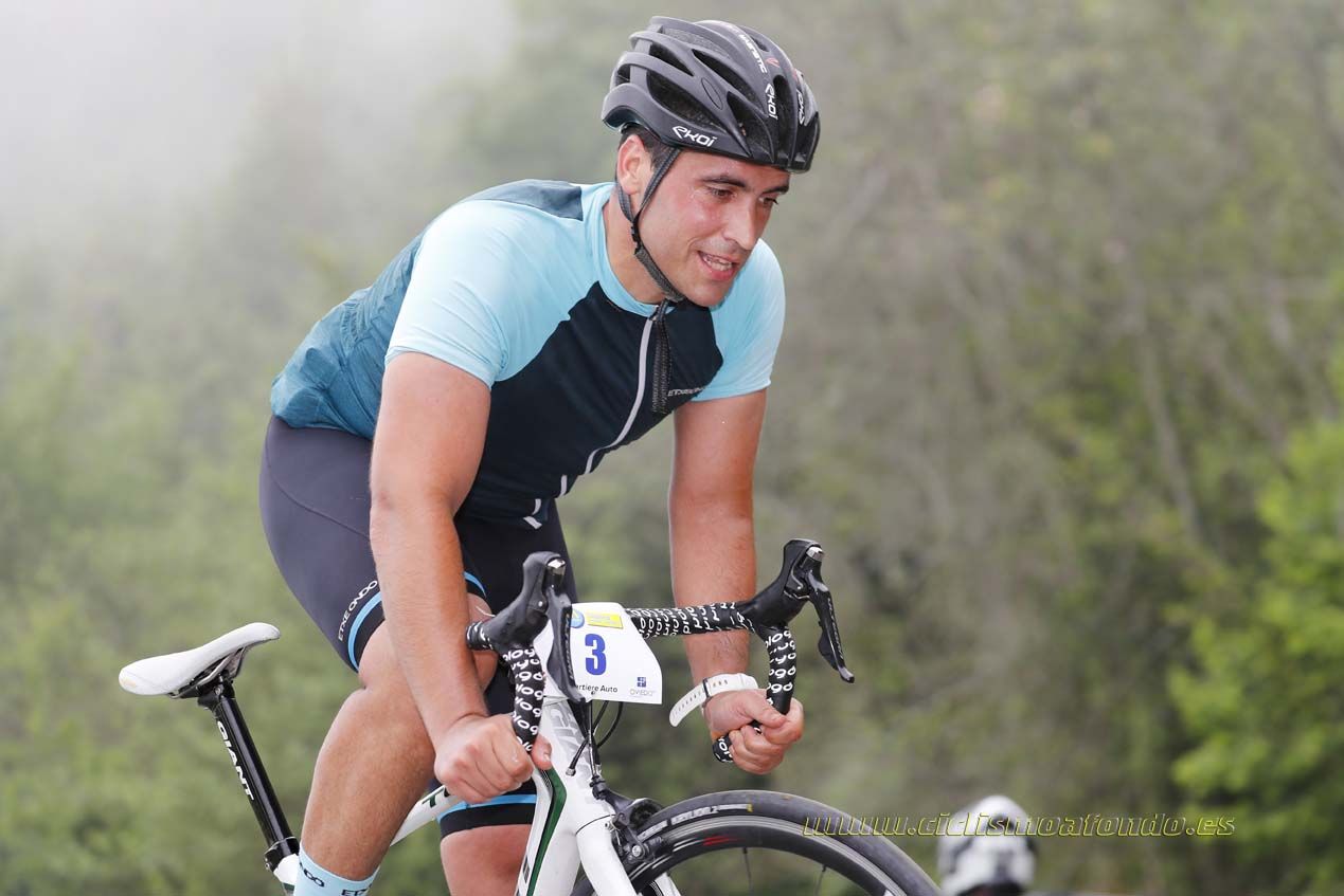 Clásica Cicloturista Angliru 11