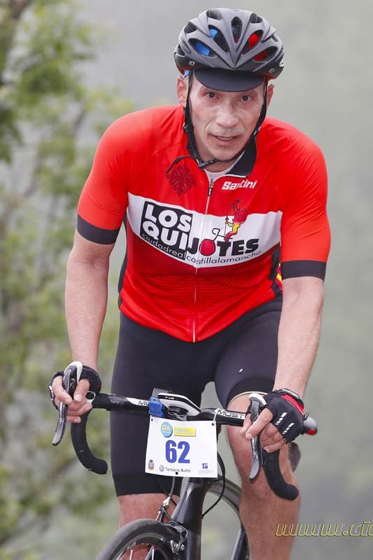 Clásica Cicloturista Angliru 11