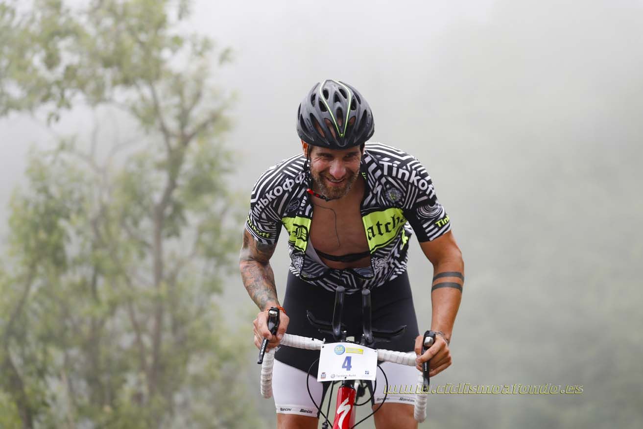Clásica Cicloturista Angliru 12