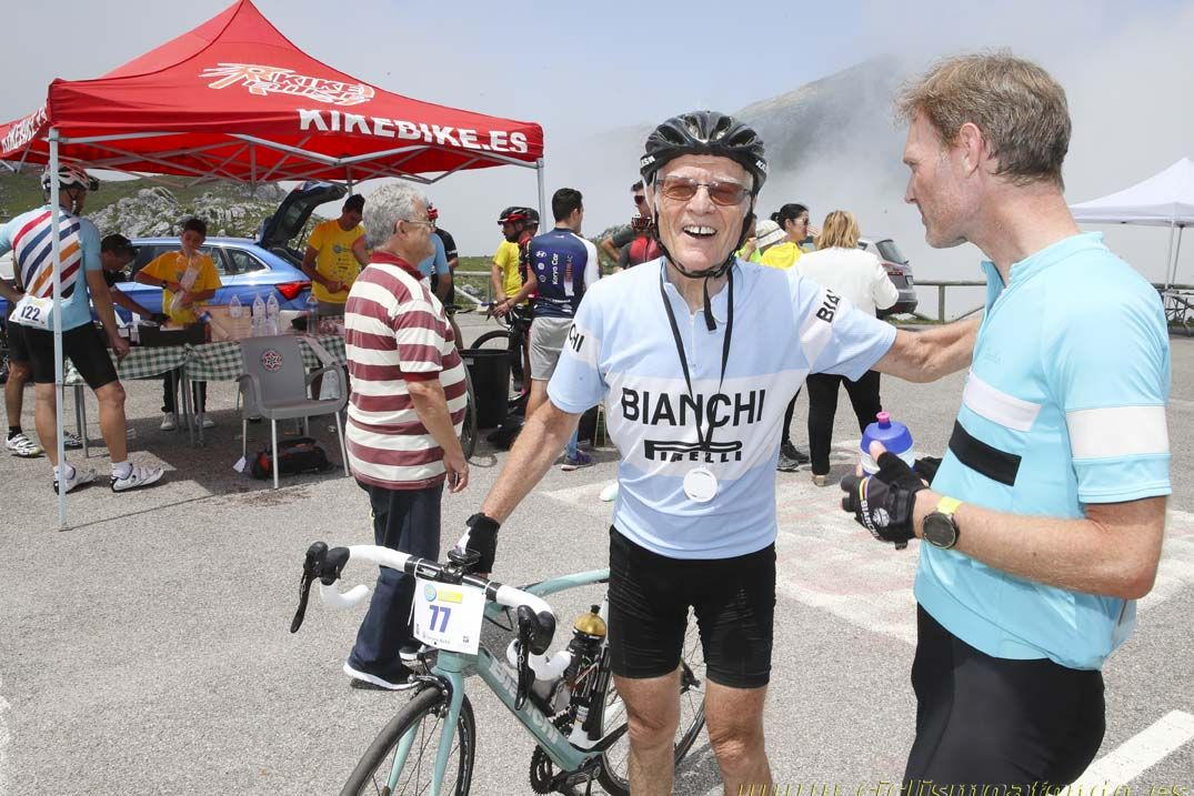 Clásica Cicloturista Angliru 13