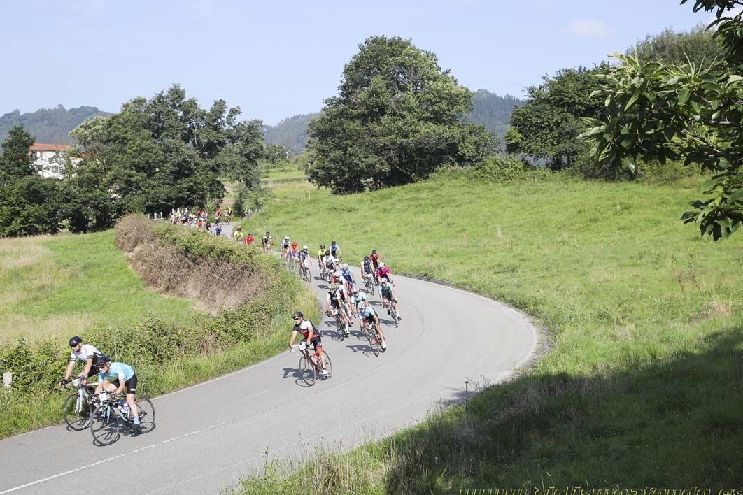 Clásica Cicloturista Angliru 13