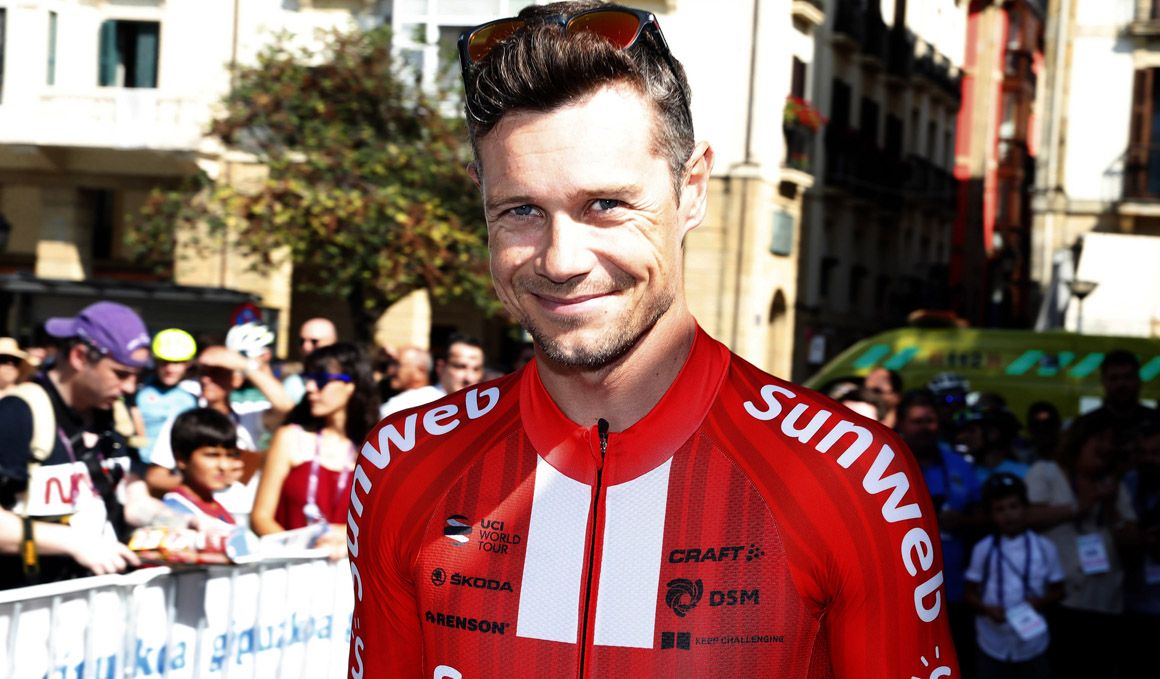 Nicolas Roche: "Parece un poco repentino el recorte de salarios por parte de los equipos"