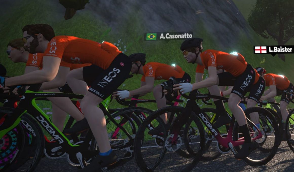 Rohan Dennis se impone en la primera 'eRace' del Team Ineos