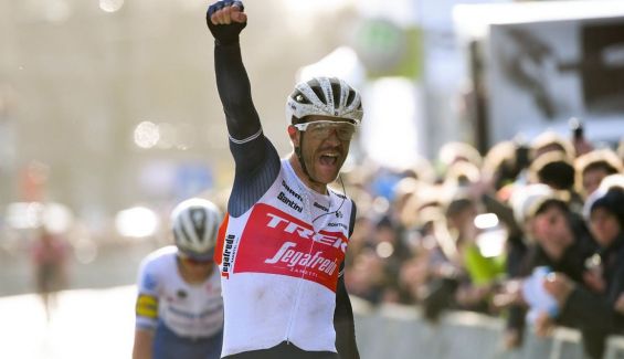 jasper stuyven omloop het nieuwsblad jasper stuyven omloop het nieuwsblad