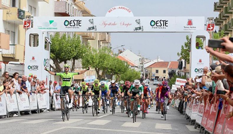 enrique sanz en la 1a etapa del gp torres vedras 2019