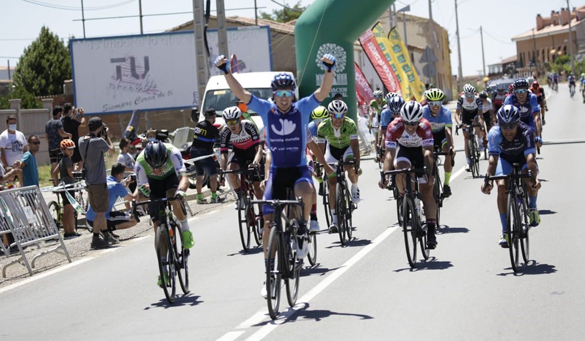 Vuelta a Zamora: Álex Ruiz gana al sprint; Romero, nuevo líder