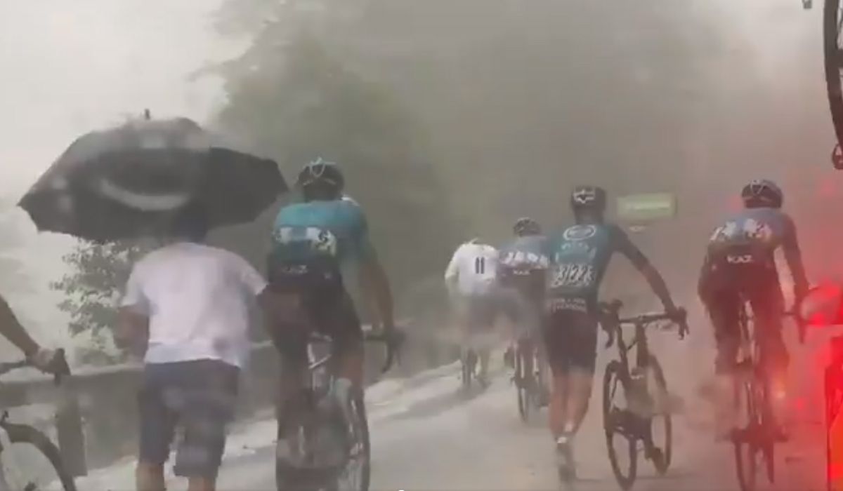 Tremenda granizada en la parte final de la ascensión al Col de Porte